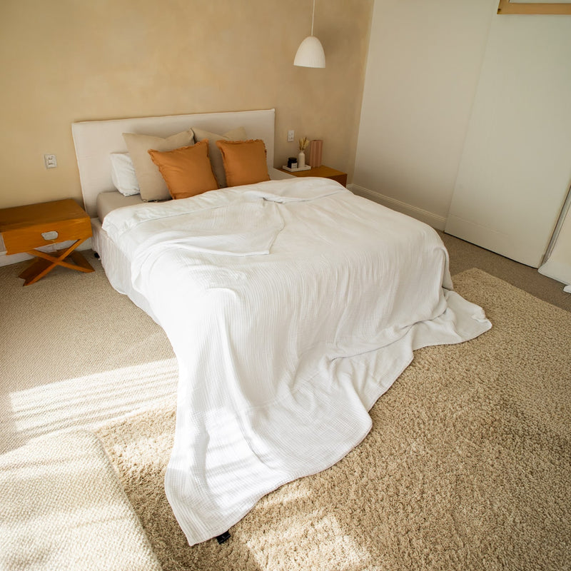 Extra Warm muslin blanket in Snow White