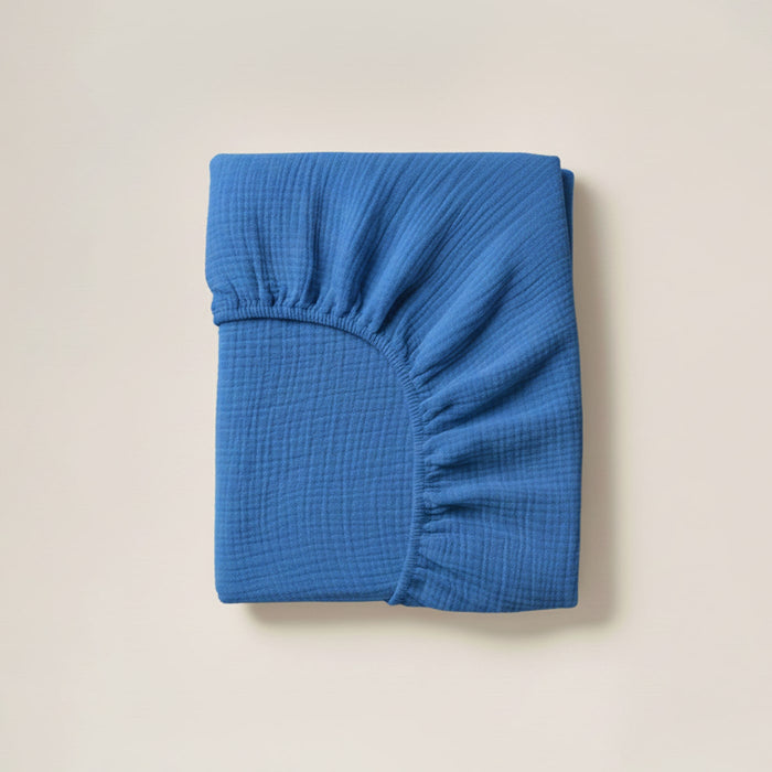 Muslin fitted sheet in Blue